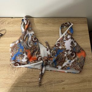 Tie swim top